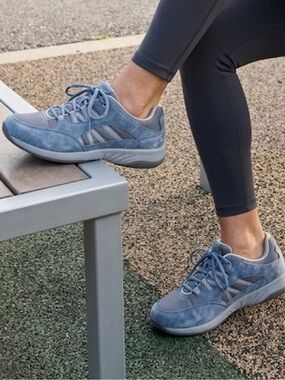 Propet Leila Rejuve Athletic Denim Suede Laced Workout Walking Shoe Size 11